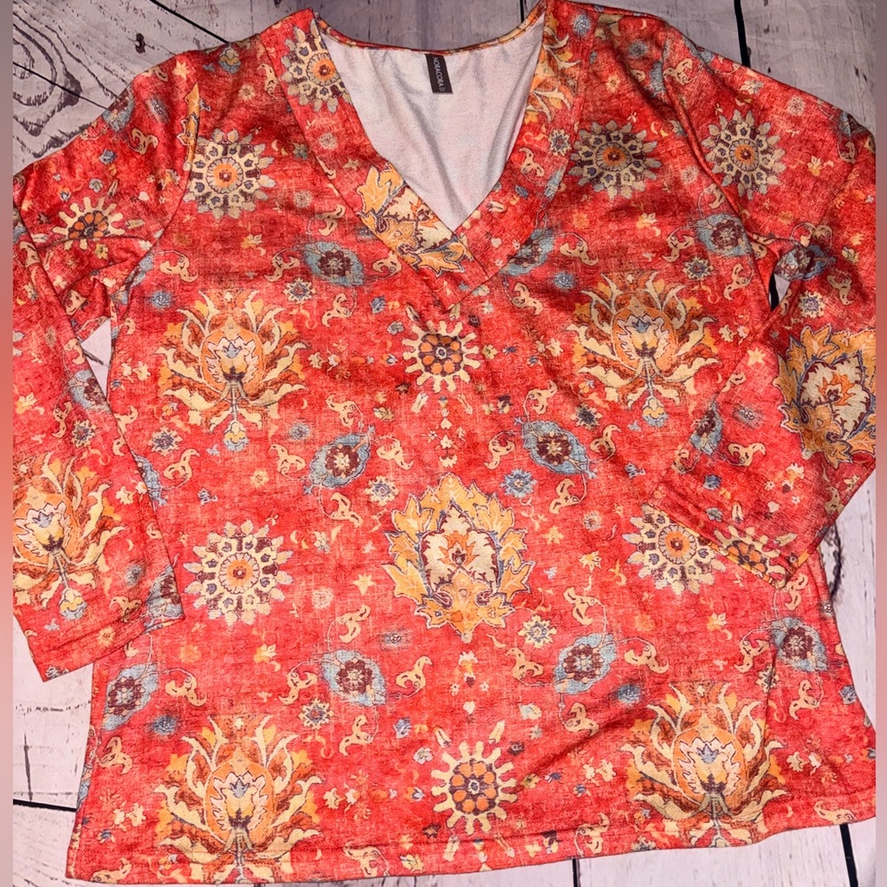 Women’s Noracora long sleeve Moroccan top XXL